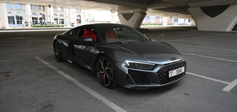 Audi for rent in dubai